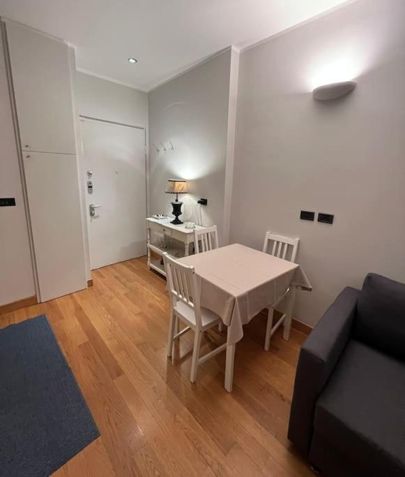 Suite Luxury Duomo - Sansiro Mediolan Zewnętrze zdjęcie